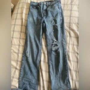 Old Navy Ripped Jeans Size 0